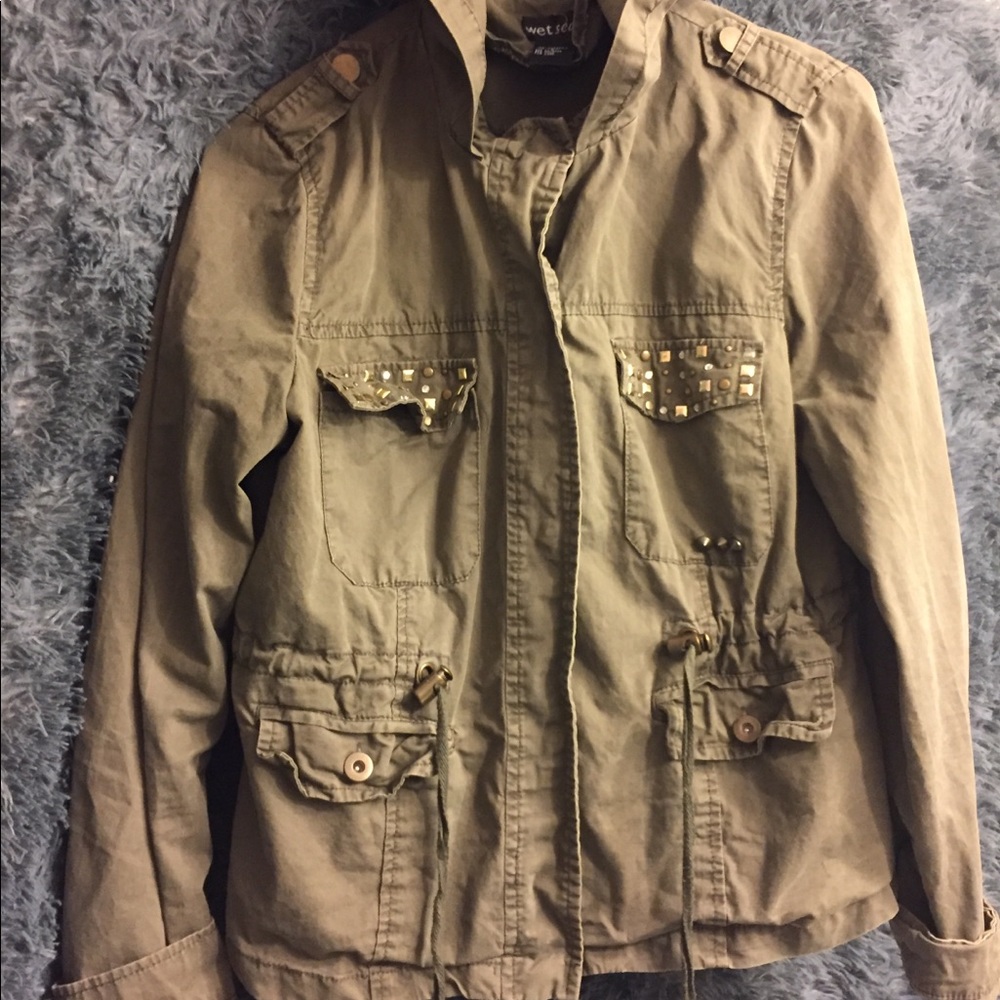 💦Wet Seal Studded Army Jacket✨